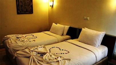 اتاق دو تخته تویین هتل پیروزی اصفهان اتاق دو تخته تویین هتل پیروزی اصفهان